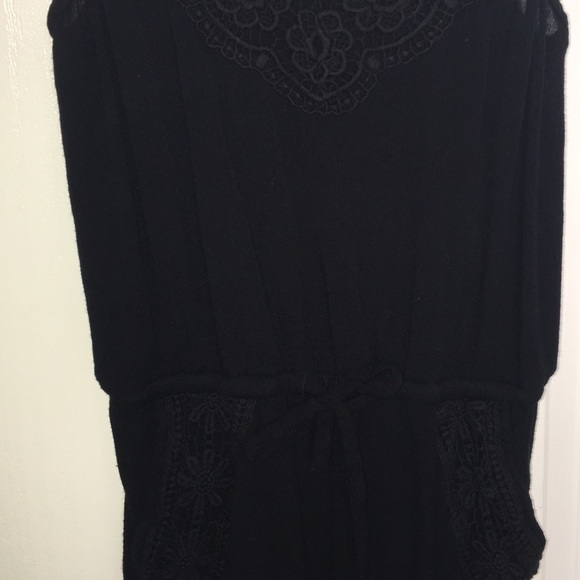 Black Detailed Romper - Picture 4 of 6